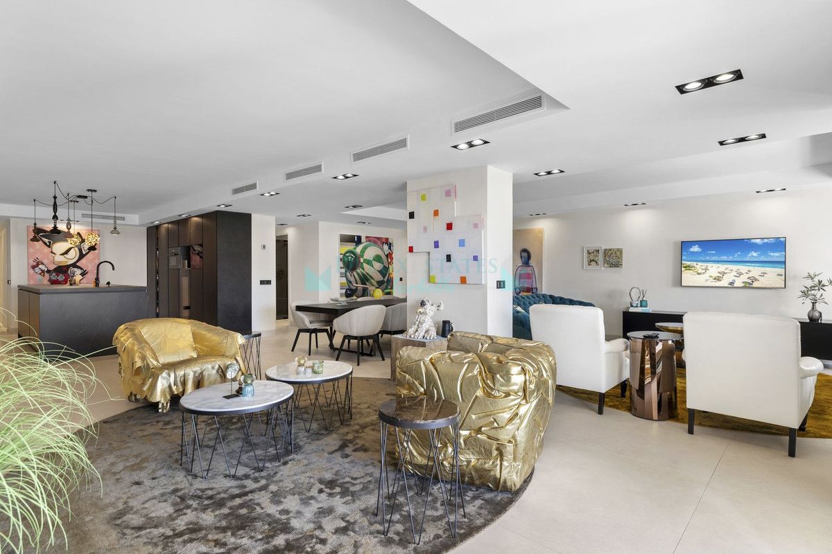 Apartment for sale in Marbella - Puerto Banus