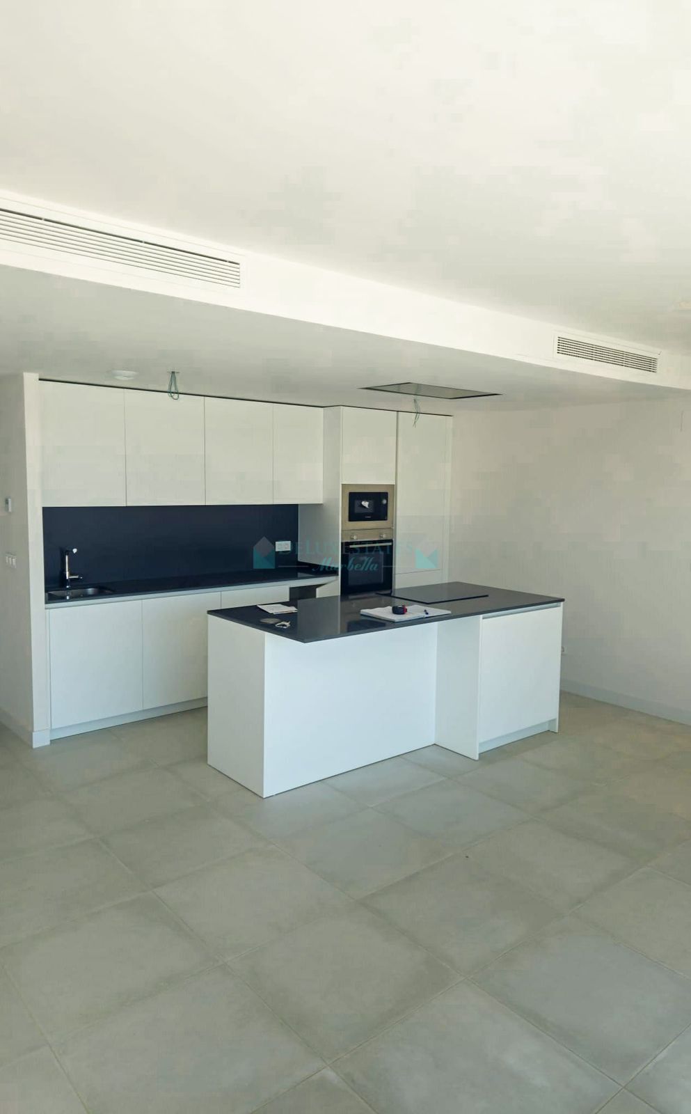 Apartamento en venta en Selwo, Estepona
