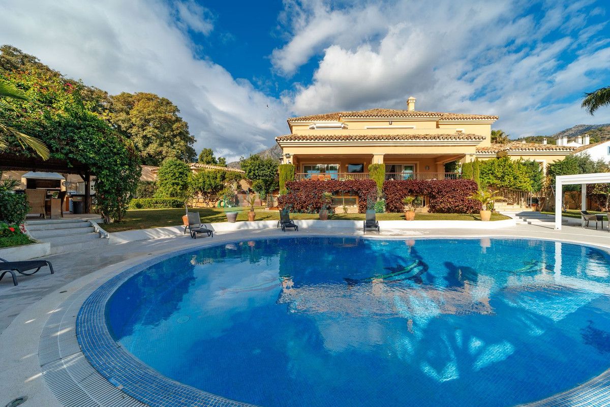 Villa for sale in Marbella