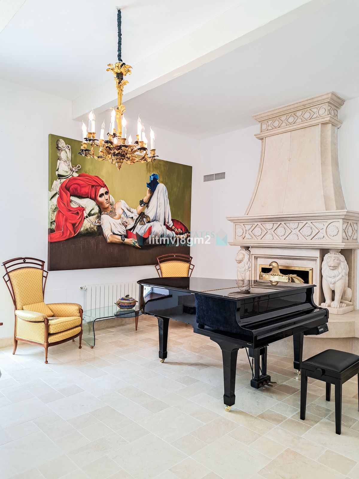 Villa for sale in Benahavis