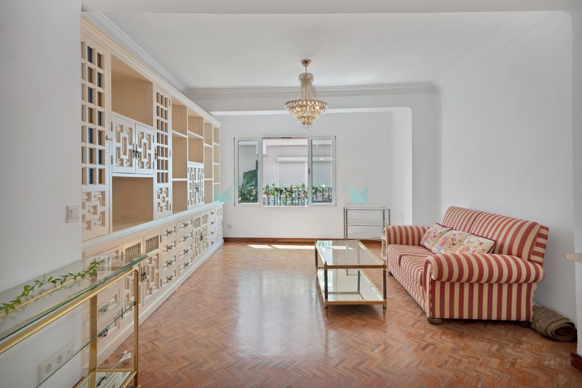 Apartment for sale in Marbella