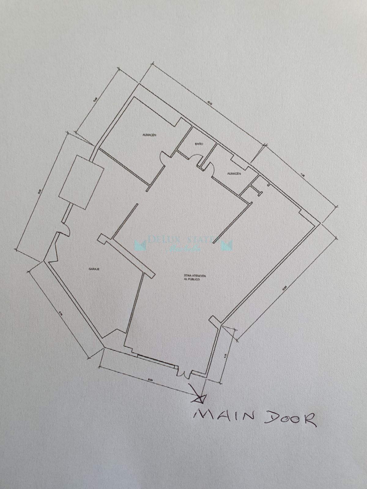 Shopping Centre for sale in Cabopino, Marbella East