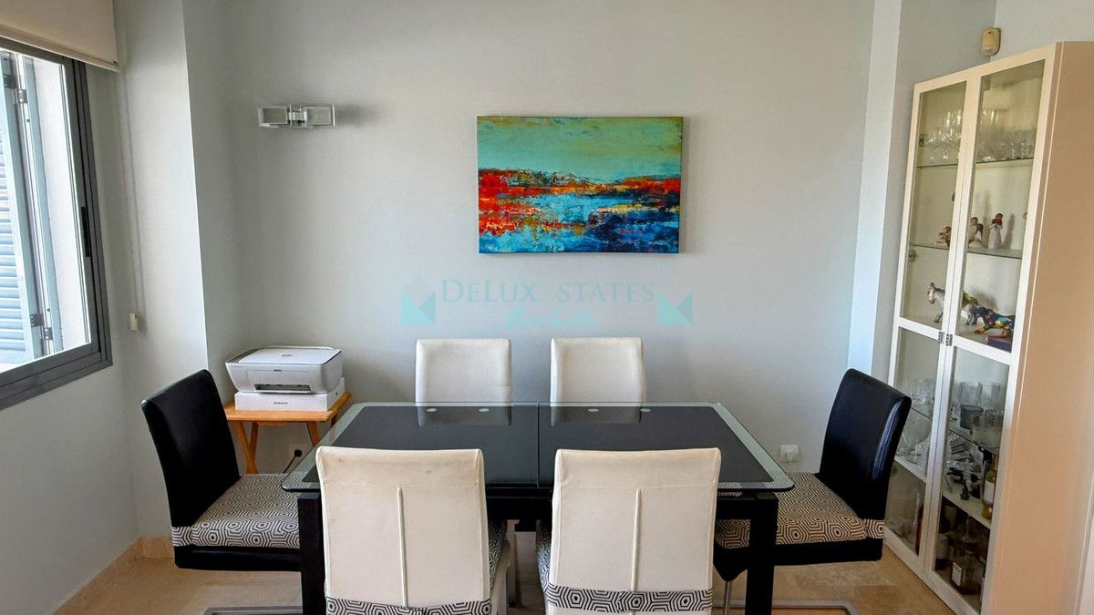 Town House for sale in Cabopino, Marbella East