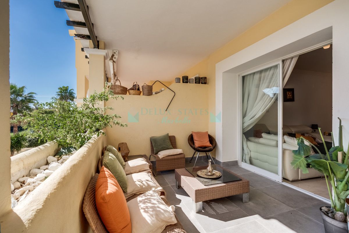 Apartamento en venta en La Quinta, Benahavis