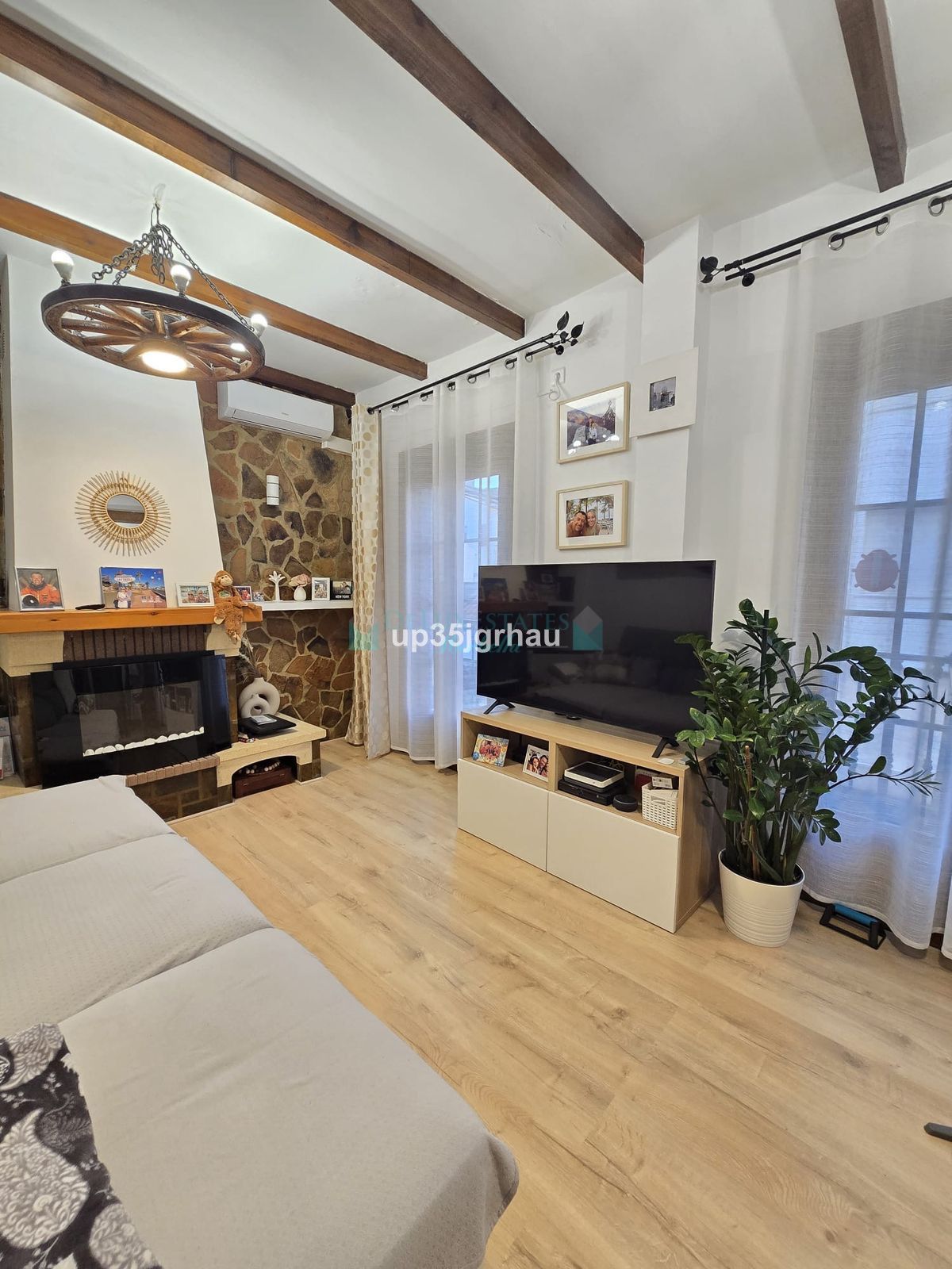 Town House for sale in Estepona