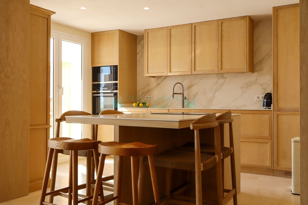 Apartamento en venta en Nueva Andalucia