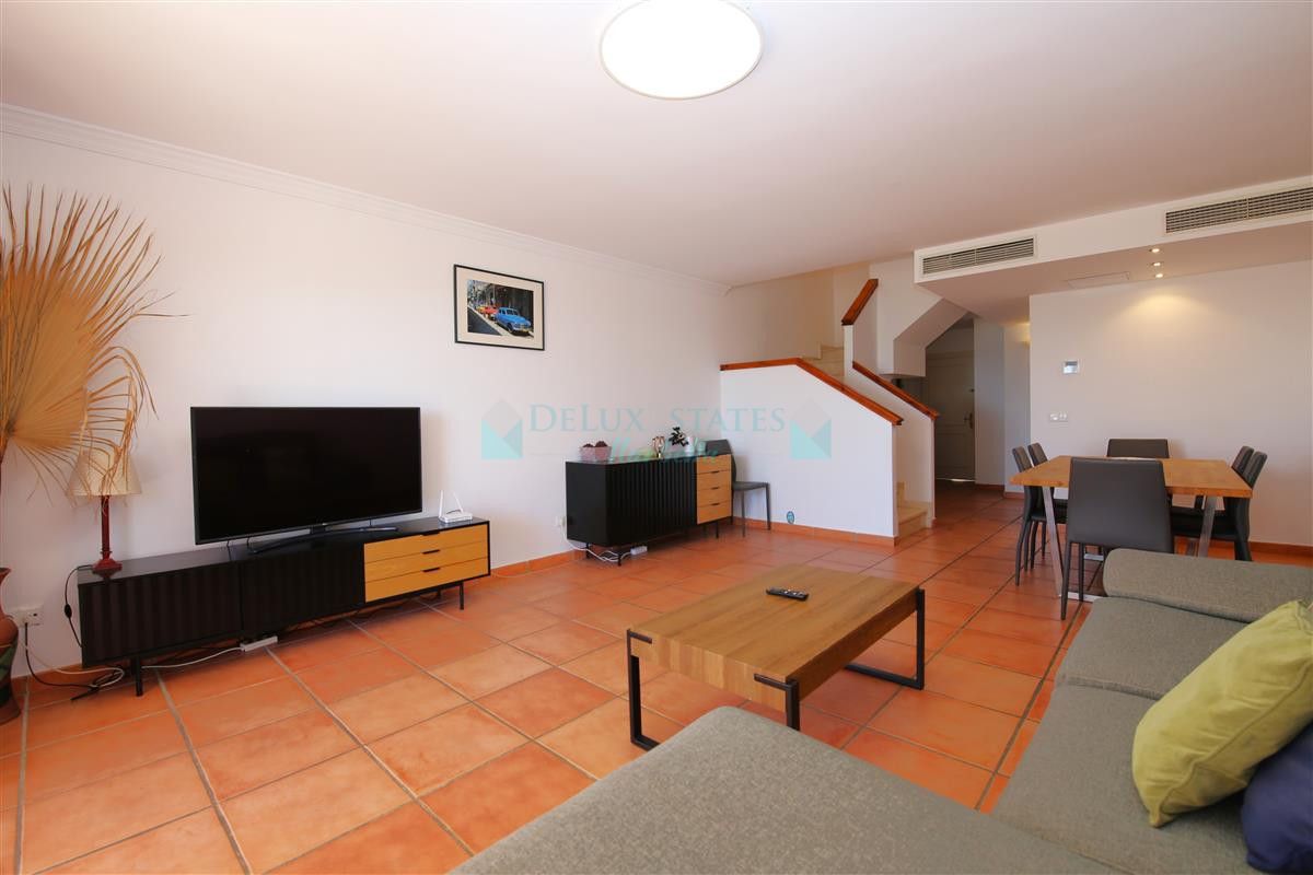 Town House for rent in Estepona