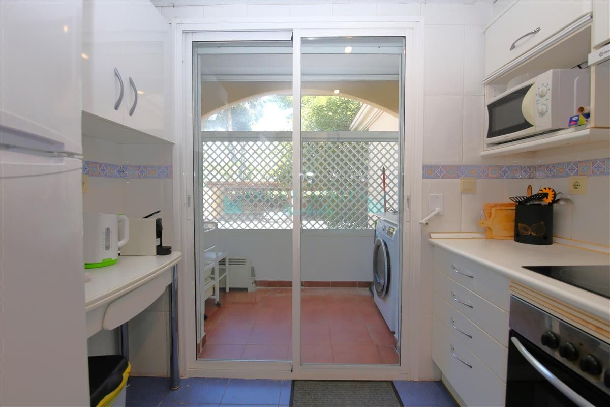 Town House for rent in Estepona