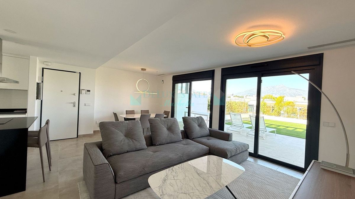 Apartamento Planta Baja en alquiler en Atalaya, Estepona