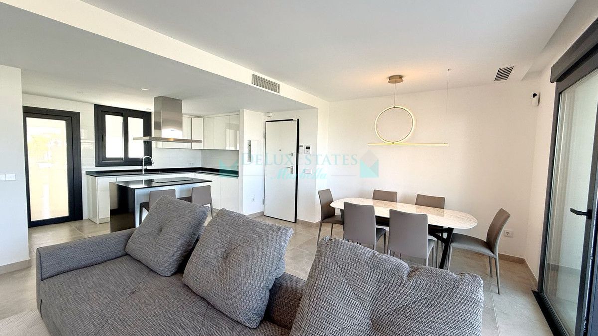 Apartamento Planta Baja en alquiler en Atalaya, Estepona