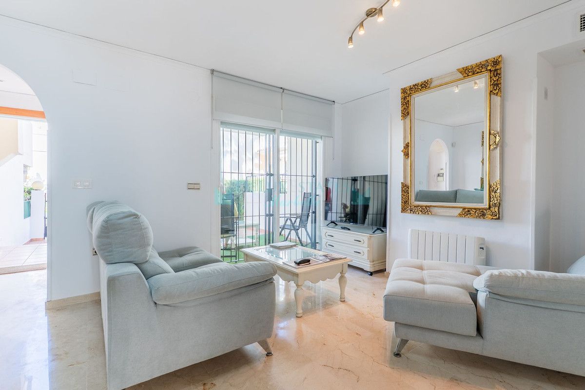 Town House for sale in El Rosario, Marbella East