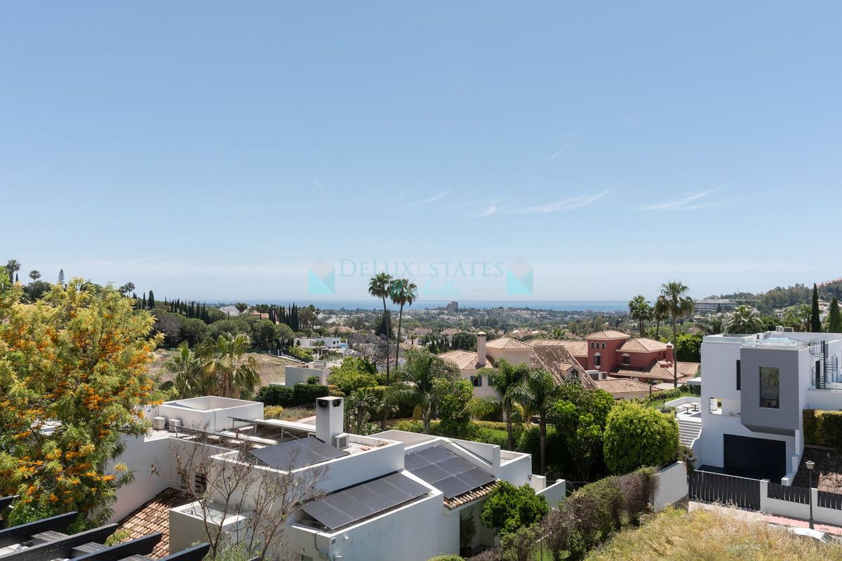 Ático en venta en Nueva Andalucia