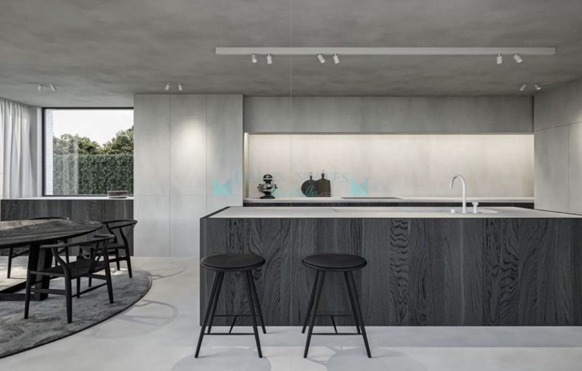 Villa for sale in Benahavis