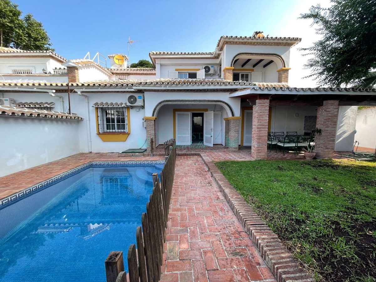 Villa en alquiler en Marbella