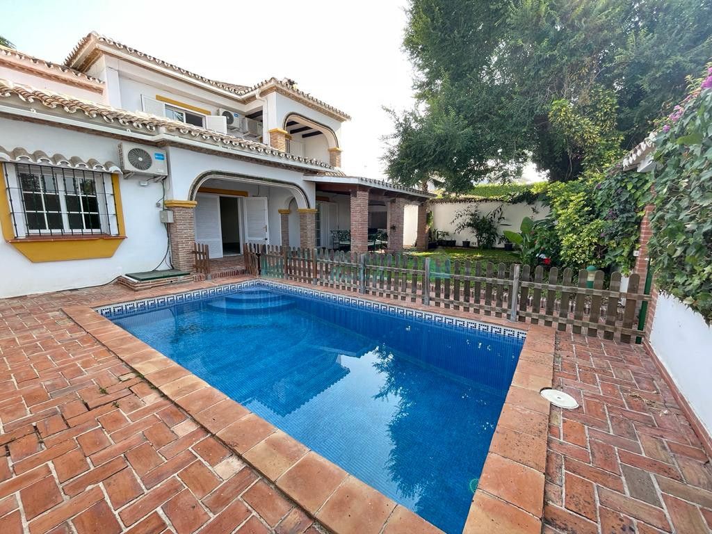 Villa en alquiler en Marbella