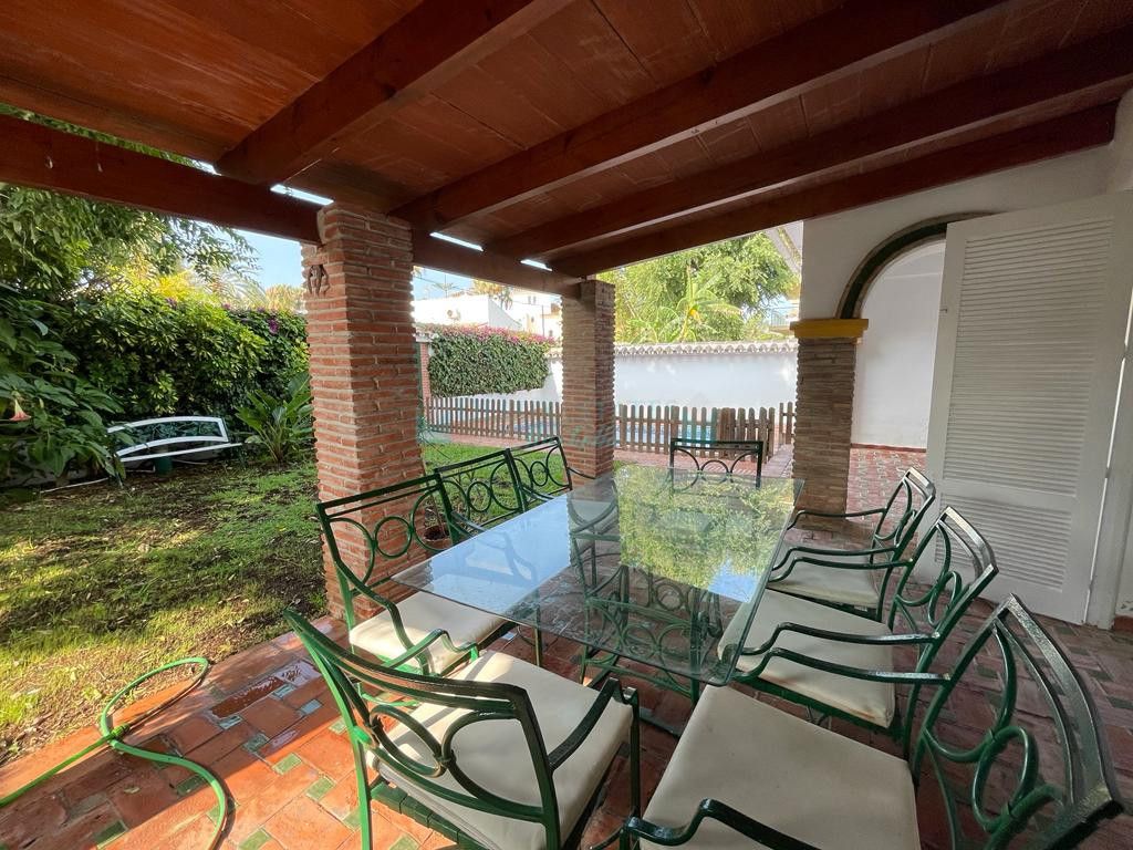 Villa en alquiler en Marbella