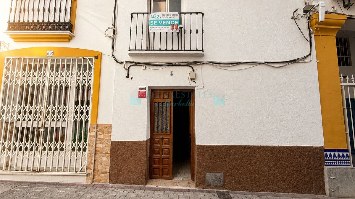 Town House for sale in Ojen