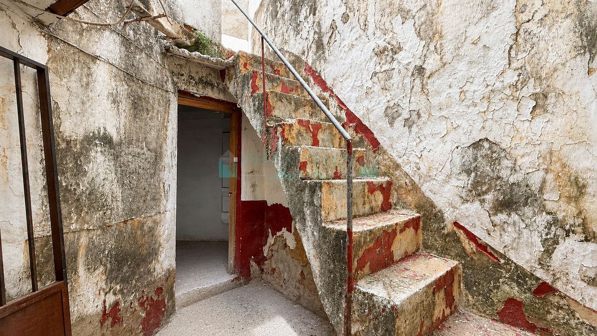 Town House for sale in Ojen