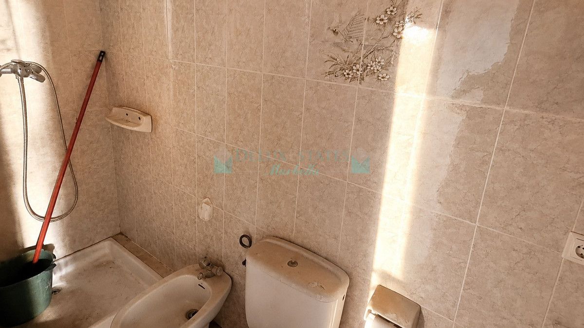Town House for sale in Ojen