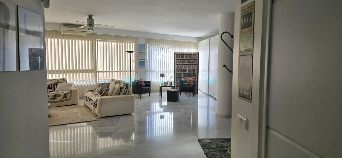 Apartment for sale in Marbella