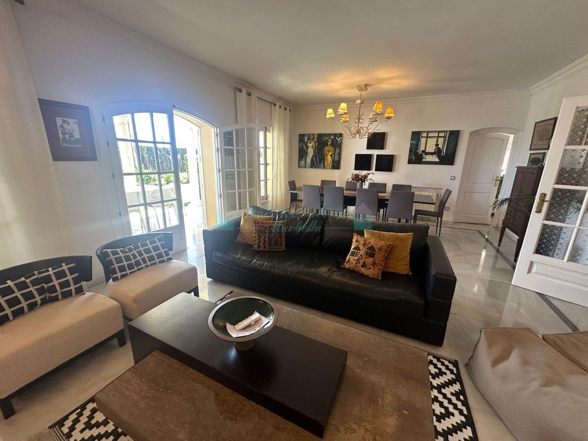 Villa for rent in Marbella