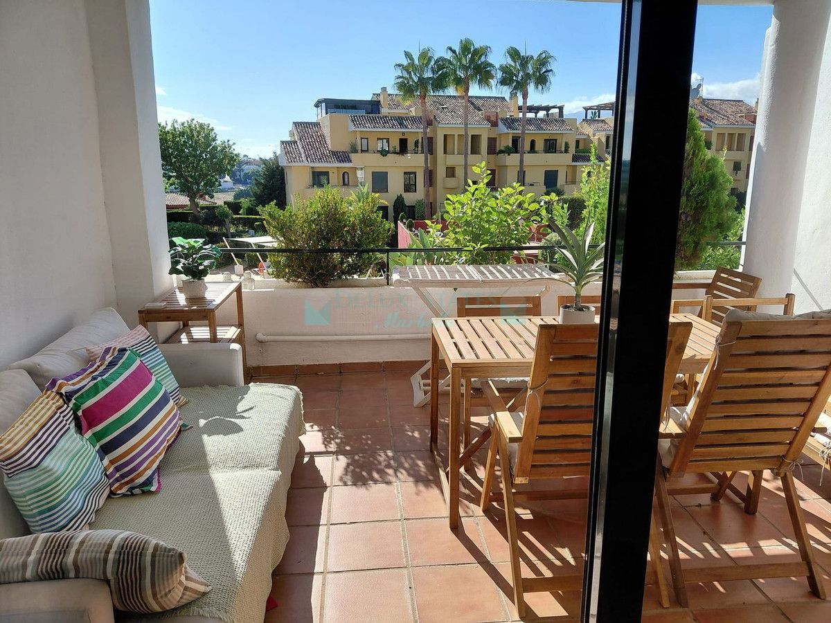 Ground Floor Apartment for sale in Estepona