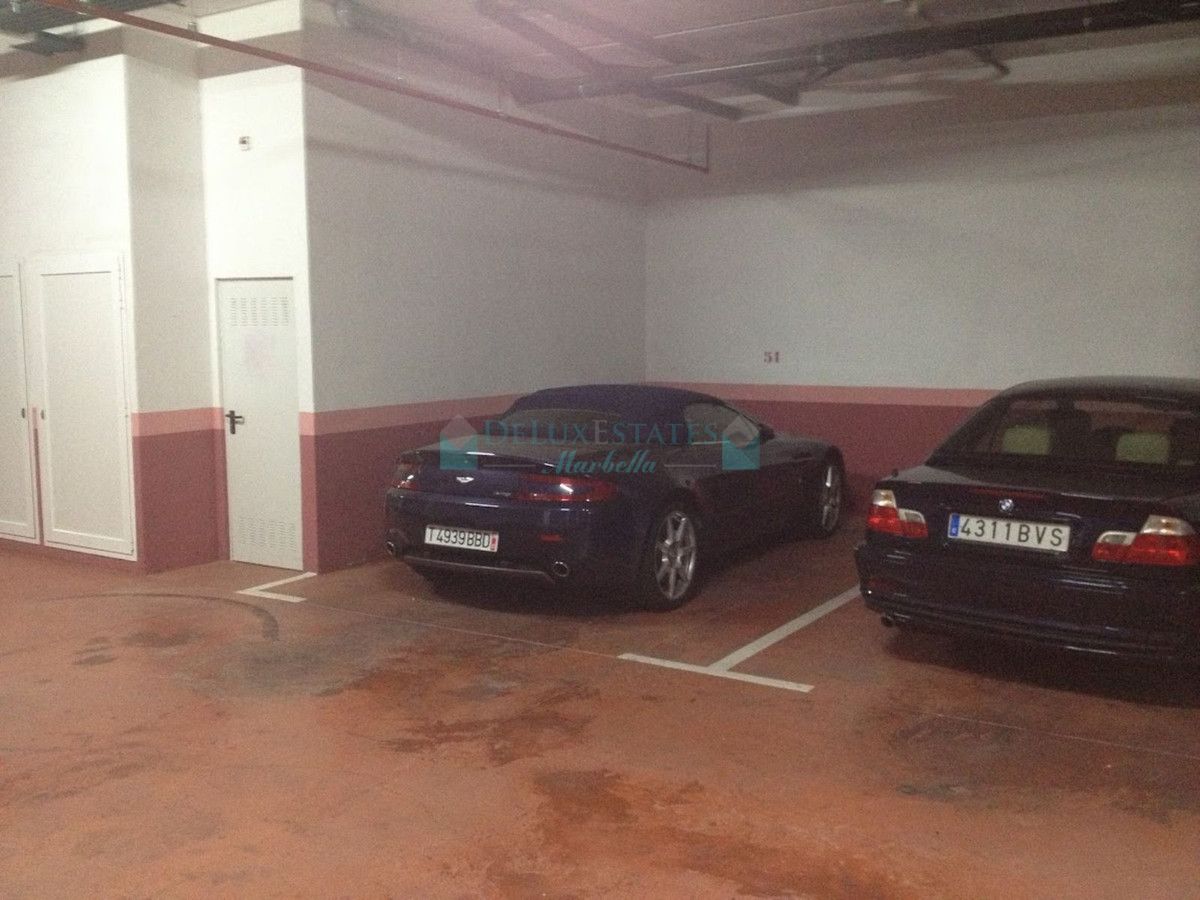 Ground Floor Apartment for sale in Marbella - Puerto Banus