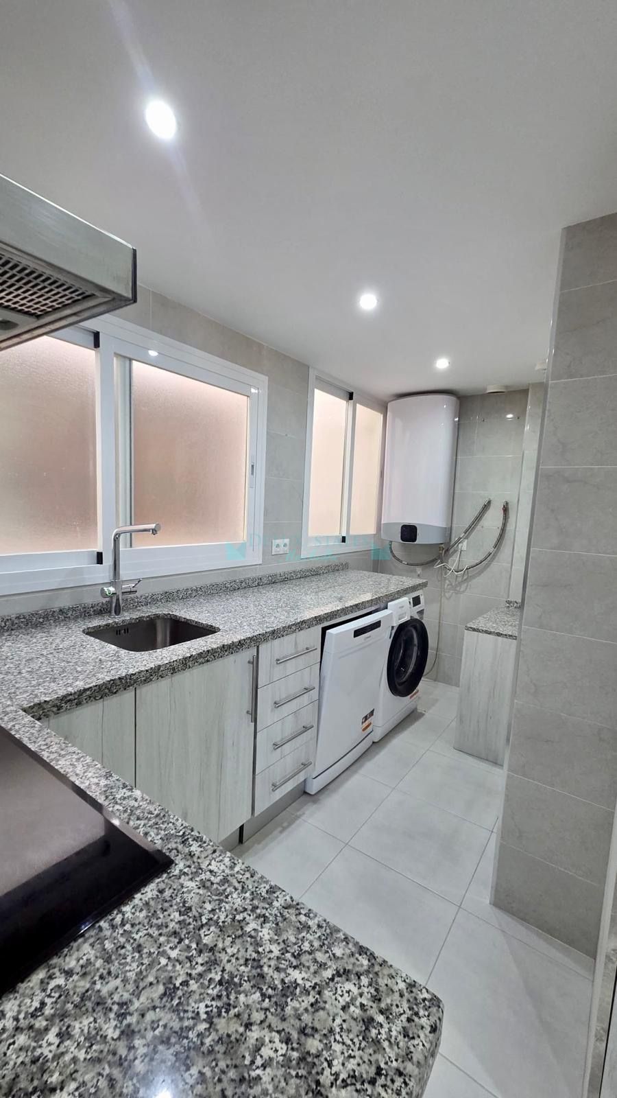 Penthouse for sale in Estepona