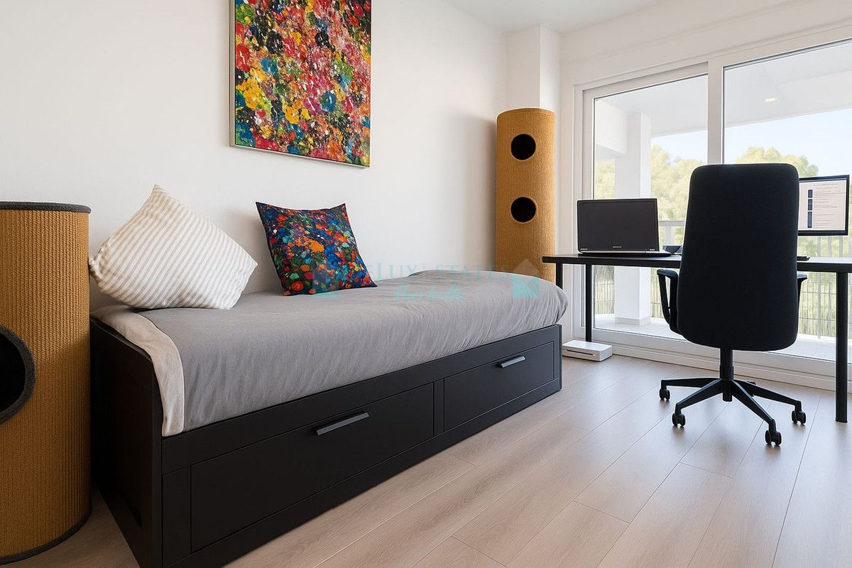 Ground Floor Apartment for sale in Benahavis