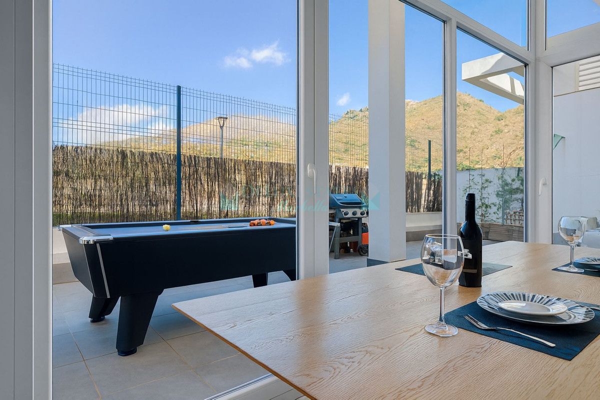 Ground Floor Apartment for sale in Benahavis