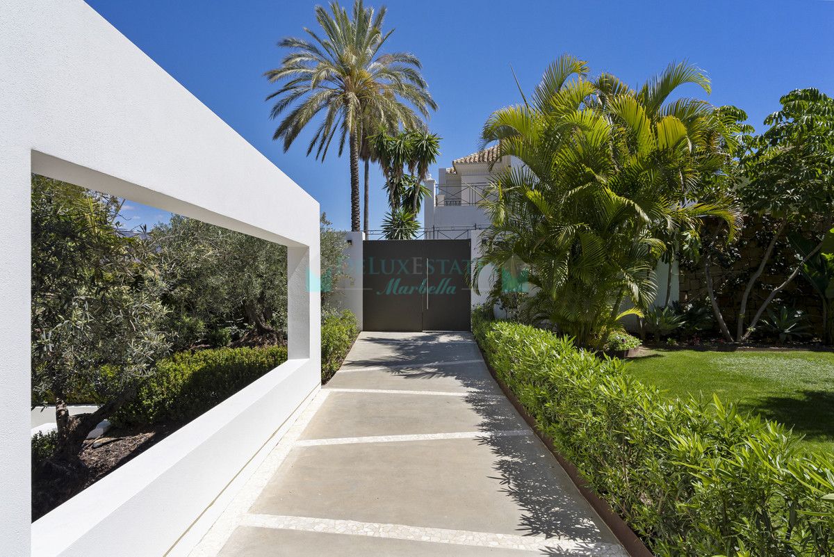 Villa for rent in Benahavis