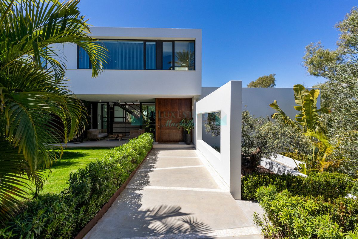 Villa for rent in Benahavis