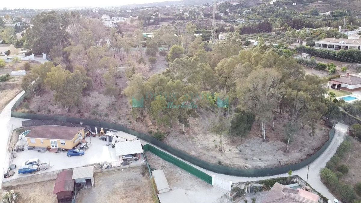 Plot for sale in Estepona