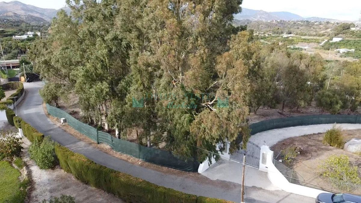 Plot for sale in Estepona