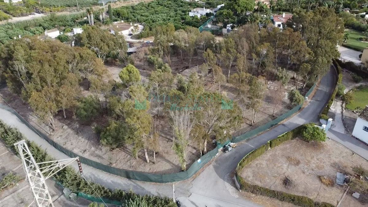 Plot for sale in Estepona