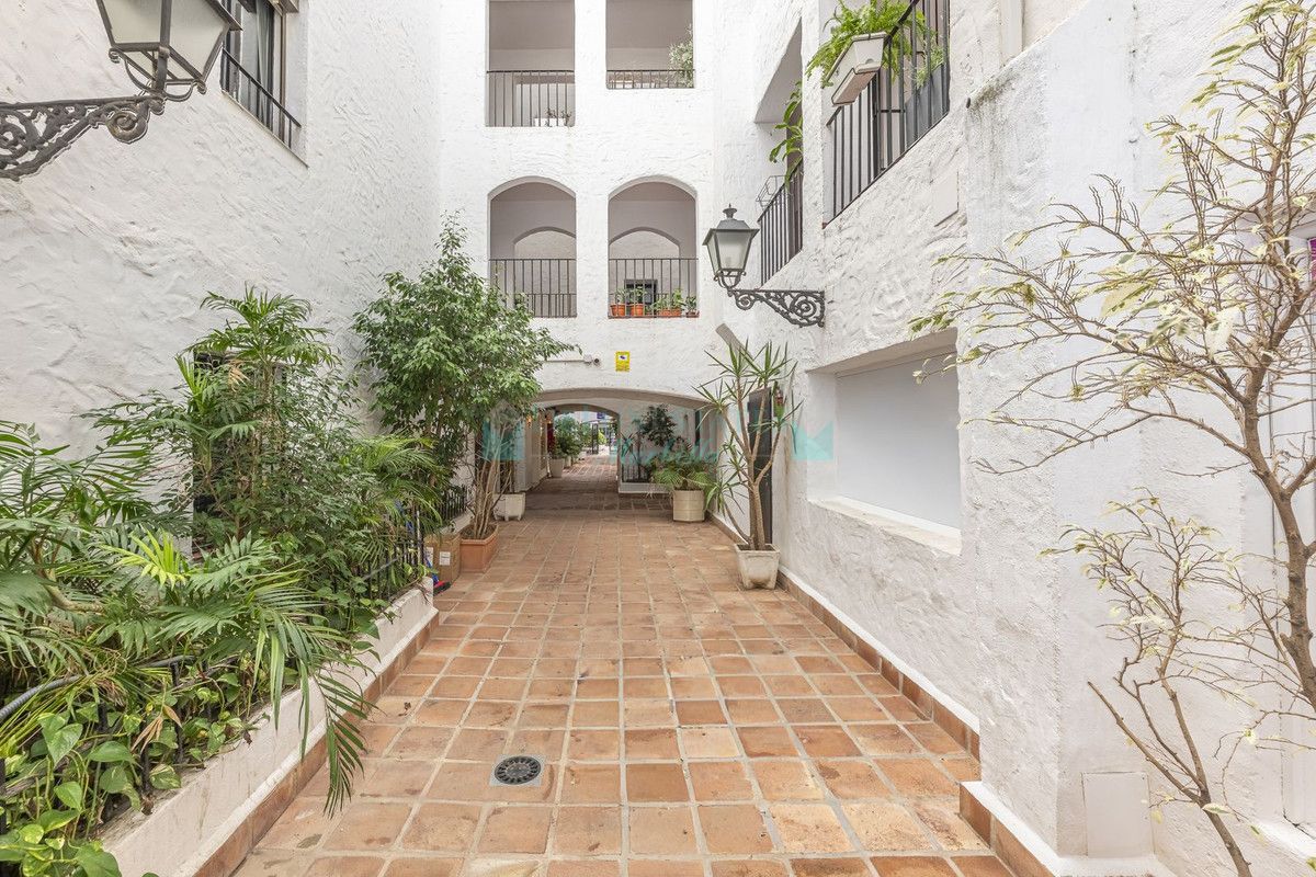 Apartment for sale in Marbella - Puerto Banus