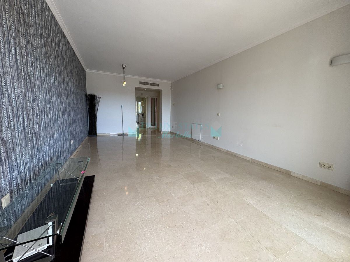 Apartment for sale in La Quinta, Benahavis