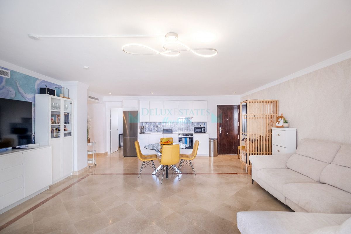 Ground Floor Apartment for sale in Benahavis