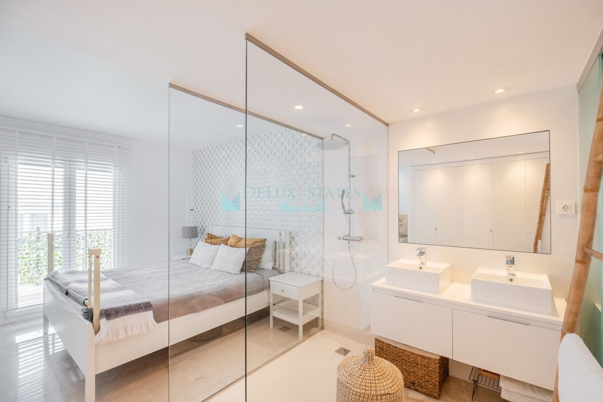 Ground Floor Apartment for sale in Benahavis
