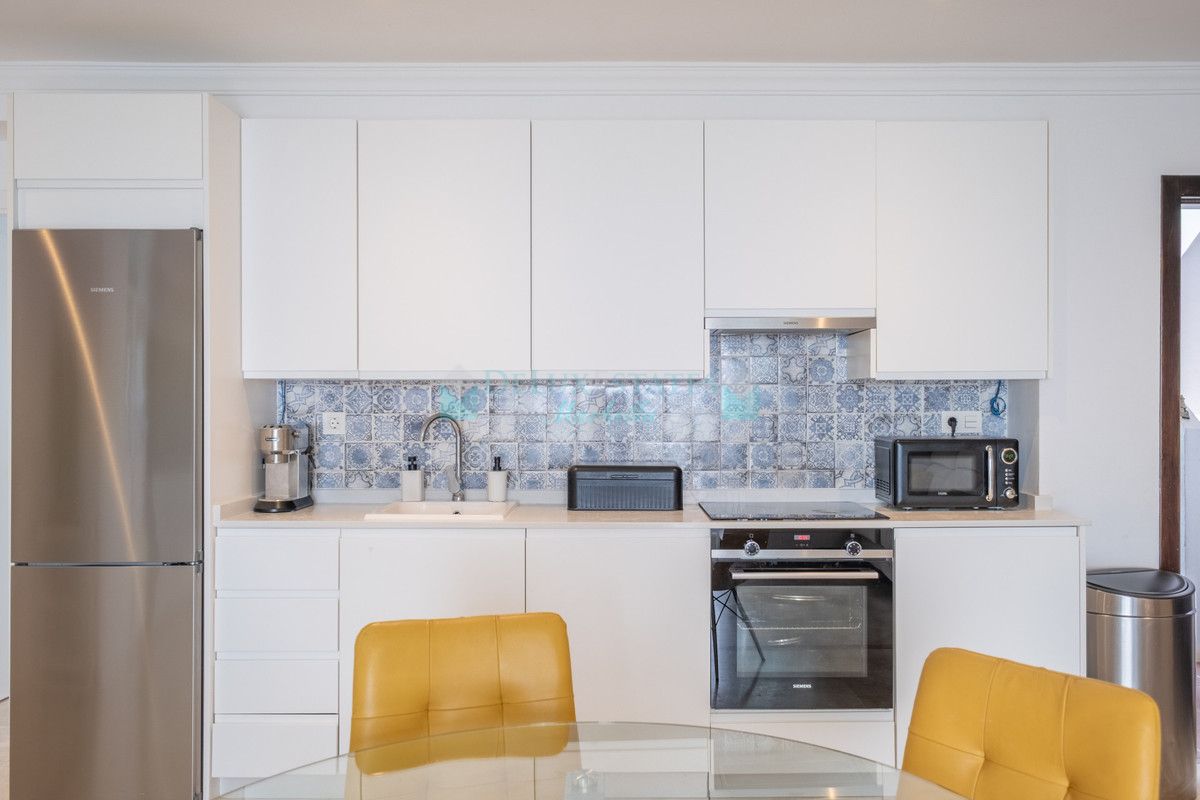 Ground Floor Apartment for sale in Benahavis