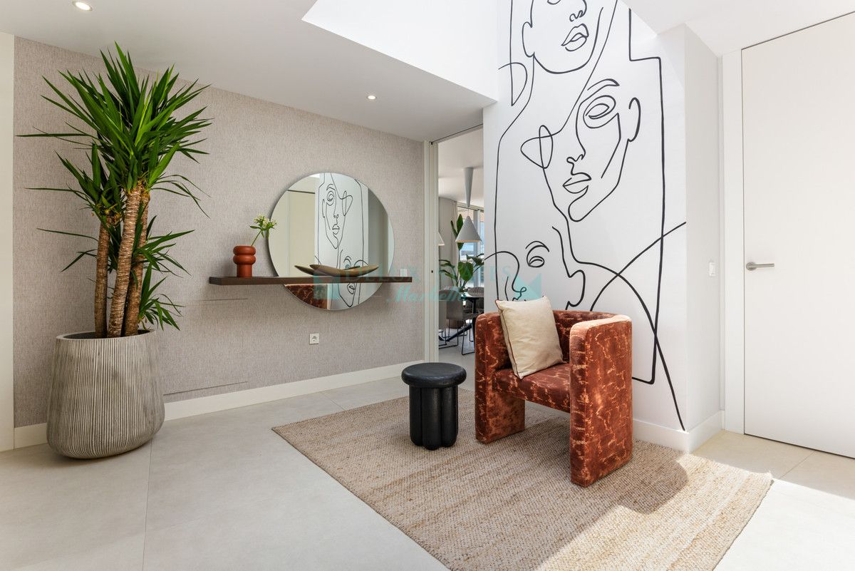 Penthouse for sale in Estepona