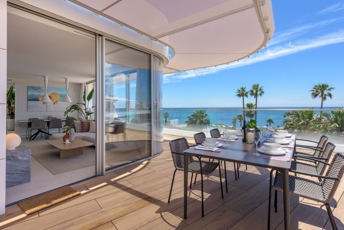 Penthouse for sale in Estepona