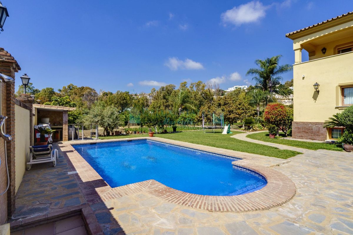 Villa for sale in La Quinta, Benahavis