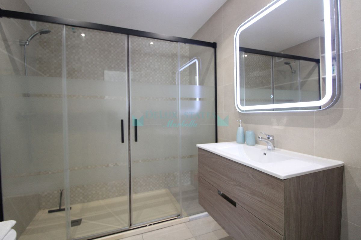 Apartment for sale in Nueva Andalucia