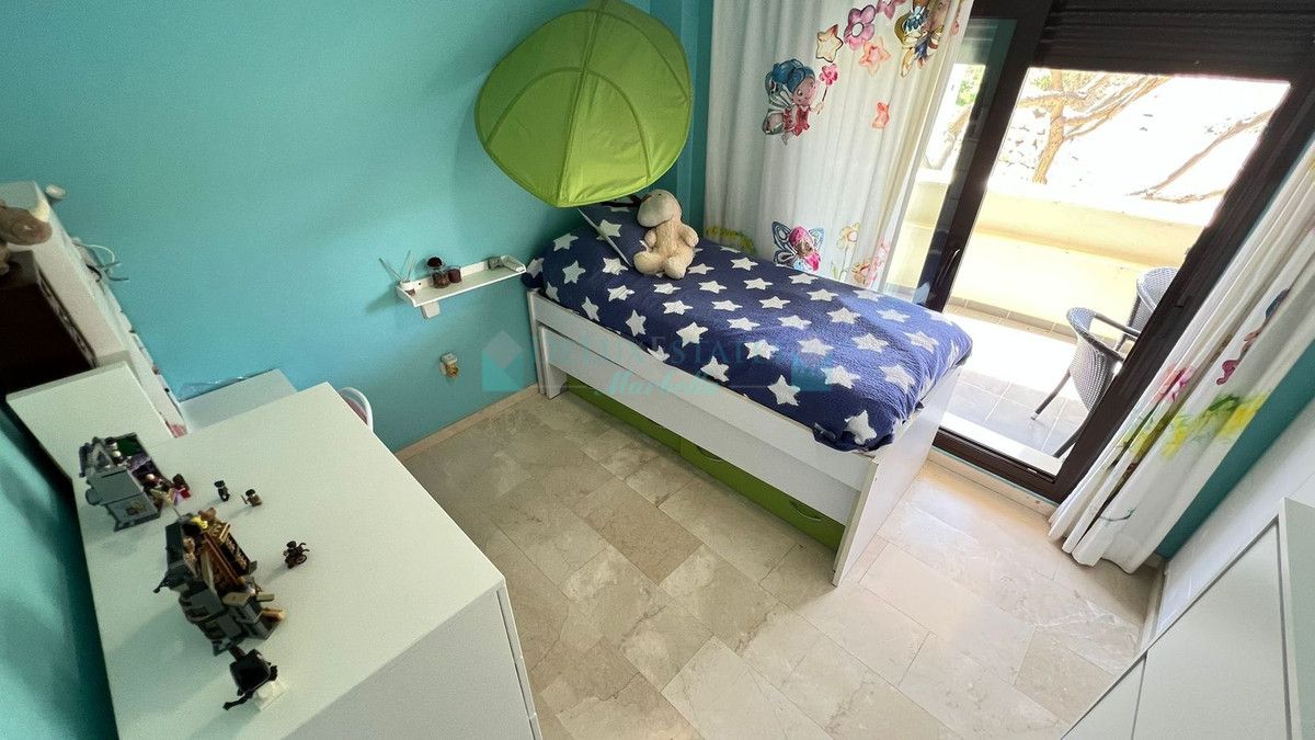 Apartment for sale in Estepona