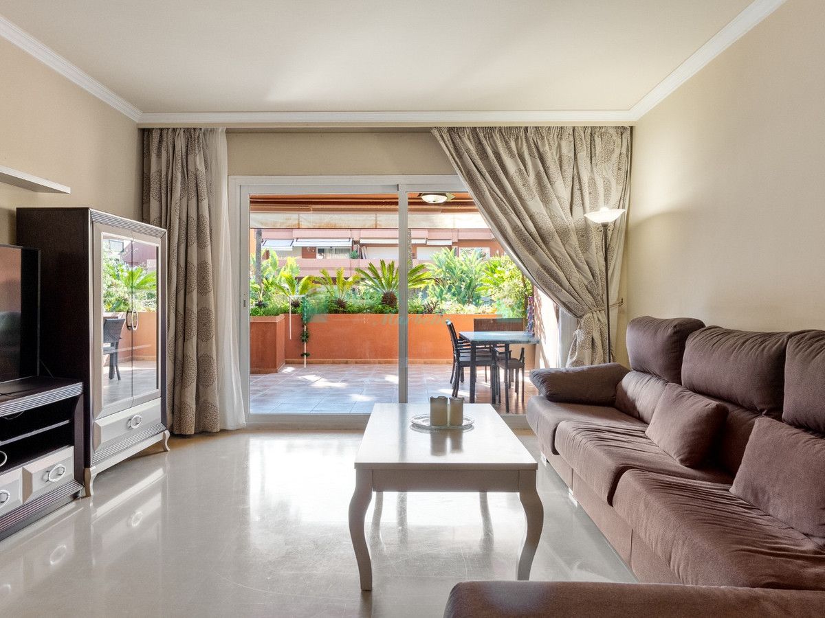 Ground Floor Apartment for sale in Marbella - Puerto Banus