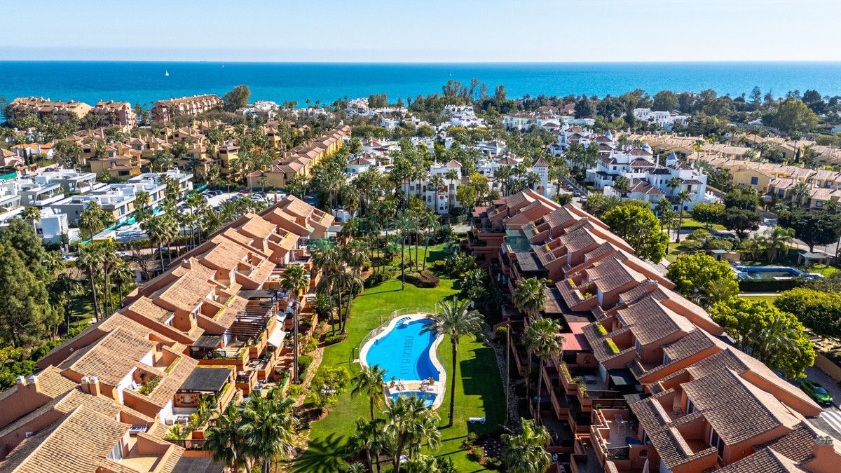 Ground Floor Apartment for sale in Marbella - Puerto Banus