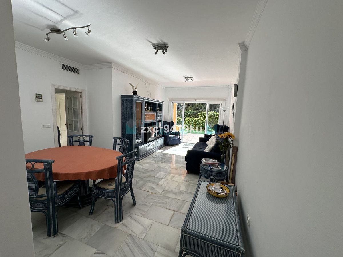 Ground Floor Apartment for sale in Carib Playa, Marbella East