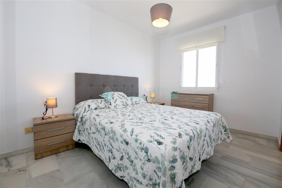 Apartment for rent in Estepona