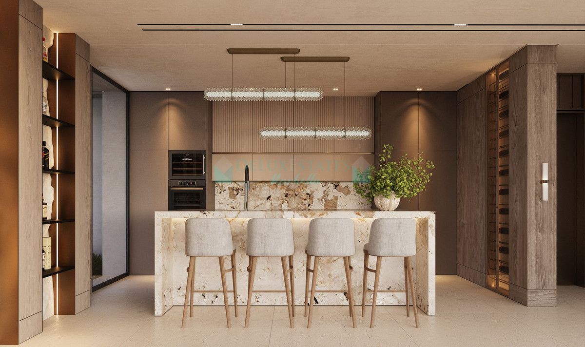 Villa for sale in Nueva Andalucia